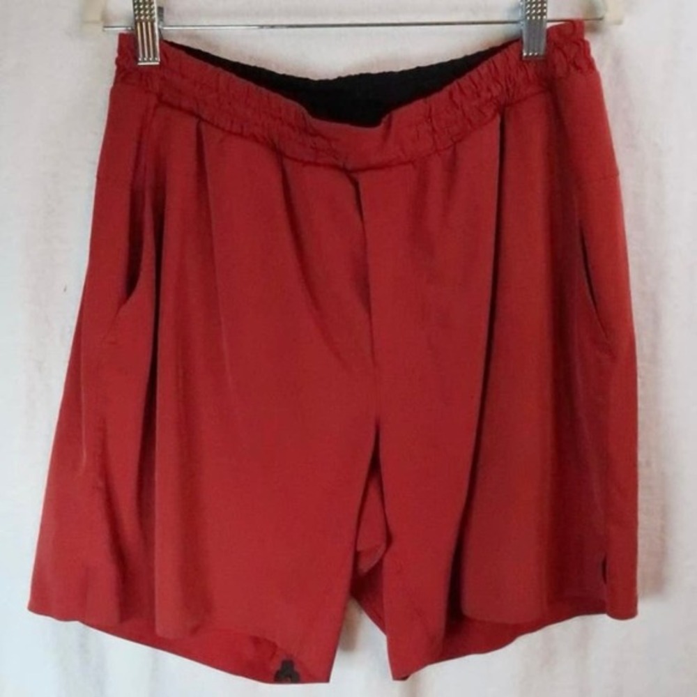 Lululemon‎ Pace Breaker Short 9" Inseam Caliente Size Large